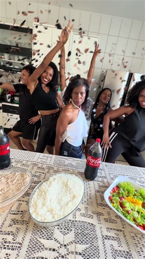 Flash Mob de Comida Brasileira: Venha se Mover!