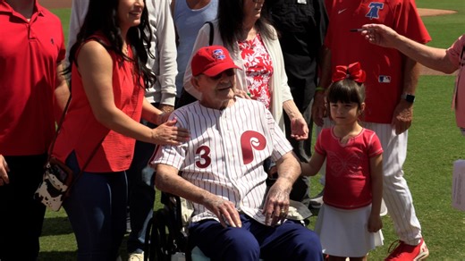 The Phillies honor Lee Elia