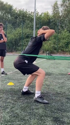 BUILD YOUR GLUTES 🍑 . . . . Glute strength leads to better shot power, faster short sprints, sh...