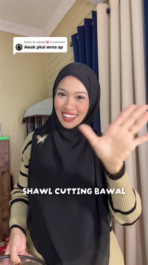 Shawl Cutting Techniques: Step-by-Step Tutorial