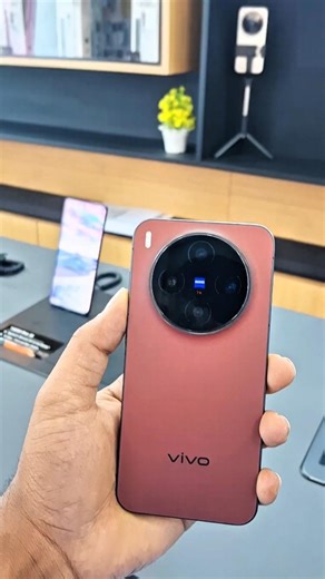 ​📱 VIVO X300: THE DSLR KILLER? 📸#cameratest #zoomtest #explore #viral #shorts #tranding #x300