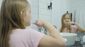 Pre Teen Girl Brushes Her Teeth Stock Footage Video (100% Royalty-free) 1028136455 | Shutterstock