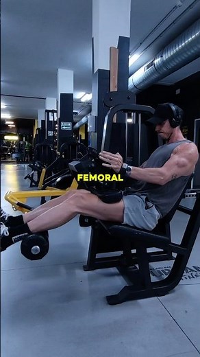 Cómo hacer en 30 segundos un Curl Femoral Sentado en máquina 💪🏻 aprende a ganar masa muscular ✅