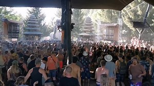 21K views · 1.2K reactions | Giuseppe parvati-records e a pista insana do Mo:Dem Mutations by MoDem Festival, na Croácia. A edição 2022 do festival ocorre em agosto. Track: Evocatone - Obsidian (Vertical Remix) Vídeo: Philipp Yukataa (www.fb.com/philipp.grolz) | No Front | Facebook