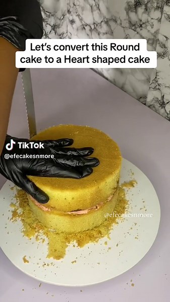 Mini tutorial on how to achieve heart shaped cakes. Hope this helps 🥰 #efecakesnmore #cakesoftiktok #caketutorial #heartshapecakes #ypfッ #fypシ゚viral #trending #bakingforbeginners #homebaking #popularbakingtiktoks #bakingtechniques #bakingaesthetic #bakinggirl