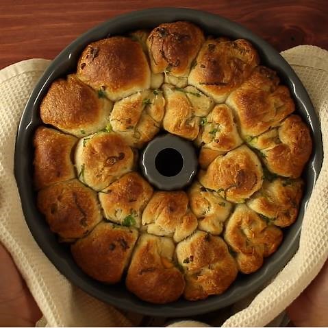 7.5M views · 18K reactions | Ham & Cheese Monkey Bread Written...