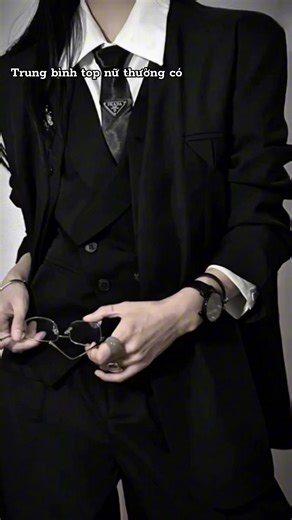 Understanding Average Top Female Performers