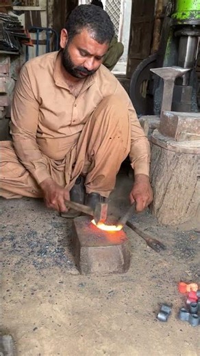 Manufacturing Process of Hex Nut Bolts from Old Iron