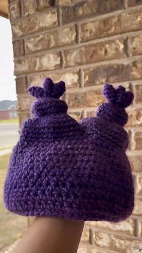 I got commissioned chowders hat! I was so excited to make it. So in my first try of making the hat I realized my tension was insane and it came out the size of my hand😂 Second time loosen up and wasn’t really big. I had to double strand and sizing up from a 5 to a 7mm hook. Sooooo here it is in all his glory! Pattern @sugarhog on etsy 🏷️ #crochet #nostalgia #cartoon #chowder #hat | Chibi N’ Stitch