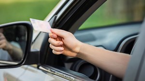 7.7K views · 51 reactions |  Usuarios batallan en sacar sus...