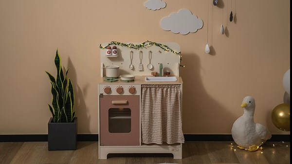 ROBOTIME Kids Play Kitchen Set - Rustic Wooden Kitchen Sets, Pretend Play Kitchen with Leaf Light String, Apron, and Groves, for Toddlers 3+ (Rustic Style)