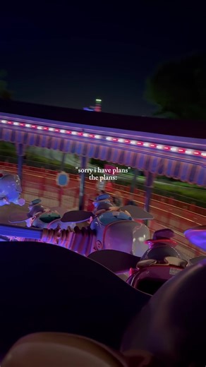 We usually ride Dumbo at the end of the night when trying to get in one more ride. #fyp #disneyparks #disney #disneyworld #dumbo