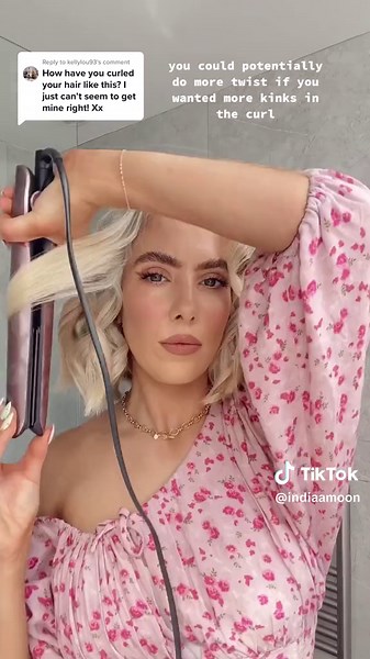 How to Achieve Beachy Everyday Curls with These Easy Hairstyle Tips