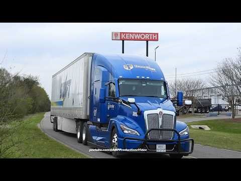 Blue TransMex / Swift Kenworth T680 Rolling Through | Truckspotting