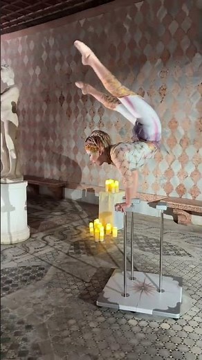contortion in a 500-year-old palace in Venice 🏰 🇮🇹 #LUZIA | Cirque du Soleil