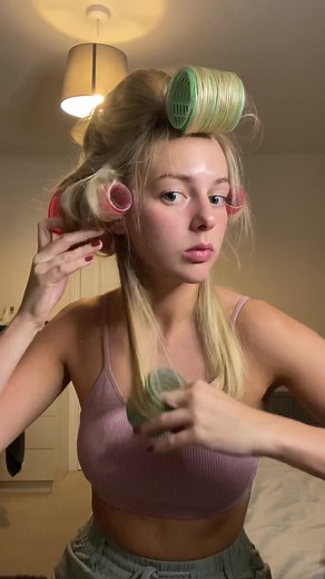 Feels so GOOD to chop it off ☺️ #hairtok #cuttingmyhair #hairroller #fyp