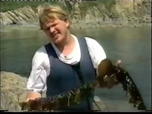 Ray Mears Tracks seaweed