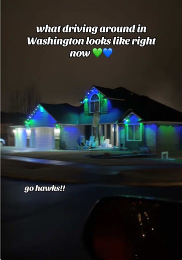 Driving Through Seattle's Beautiful Landscape