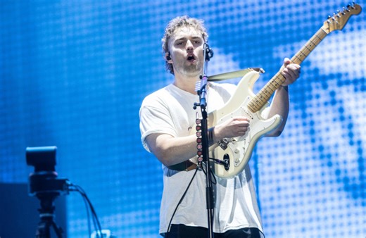 Sam Fender rocked out with The War On Drugs' Adam Granduciel at Coachella