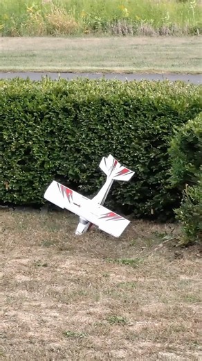 Built tough. Save $40 on the HobbyZone Apprentice STOL S 700mm RTF during our Father’s Day sale!