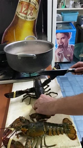 Mastering Lobster Preparation in a Home Kitchen