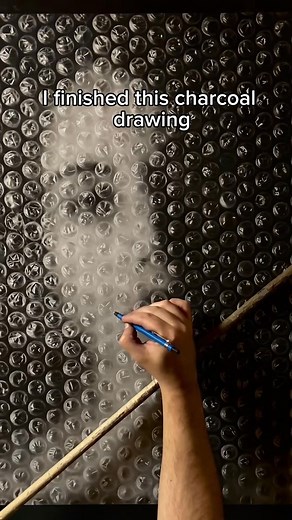 Yeah this drawing has been extremely difficult 😅 #hyperrealism #drawing #pencildrawing #realisticart #realisticdrawing | Slim drawk