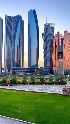 Abu Dhabi Buildings ExperienceTouching the Sky 🌆 🇵🇰🇦🇪📸🙏