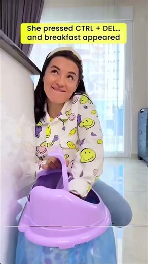 She Hit CTRL+ALT+DELETE and Then Breakfast Appeared! 🤯