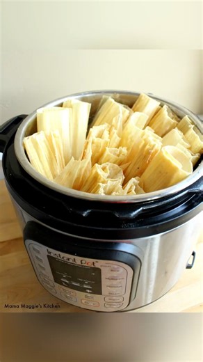 Instant Pot Tamales 🫔 cook almost half the time! There's a trick though. Set timer for 35 minutes at high pressure, ⏰ but you have to let them rest for 10 minutes with the lid on. Let them rest is a MUST! ☺️ If they are frozen 45 minutes 10 min rest. I fit 15 in the pot. You can fit up to 20 if they are smaller. 😋 🌟 Pro Tip 🌟 I fill up the instant pot first. They cook while we assemble and fill up the bigger steamer pot. By the time we're done, the Instant Pot tamales are ready. No waiting t