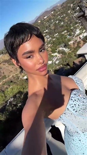 "The right dress changes everything