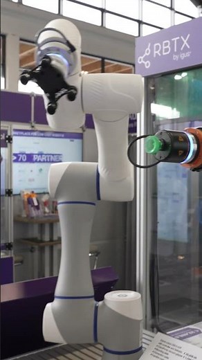 Effiziente Intralogistik mit igus RebelMove & Rebel Cobot #cobot #automation #igus
