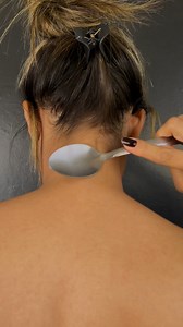 1.1M views · 10K reactions | Mettez une cuillère sur la nuque et vous serez surpris du résultat ! | Top Conseils | Facebook