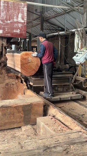 wood #woodcutting #woodworking #factory
