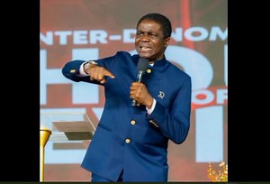 Video: Massive turnout as Bishop David Abioye holds first service in new church