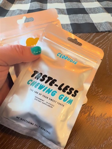 Daily Use Convenience: Designed for daily use with a 15-day supply per pouch, making it easy to incorporate into routine. Enhanced Focus: Infused with Rhodiola Rosea extract and Vitamin B6 to boost focus and cognitive function without caffeine. Natural Ingredients: Contains gymnema extract, xylitol, and natural flavors to support metabolic balance and sweet taste management. No Artificial Sweeteners: Uses plant-derived sweeteners like xylitol and stevia to maintain oral freshness naturally. Prob