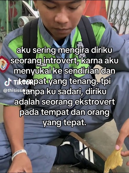 Menggali Arti Ekstrovert dan Introvert