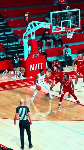 Great Move Leads to a Strong Finish! 🔥 NJIT Men’s College Basketball 2025 #basketball #njit #fyp #collegebasketball