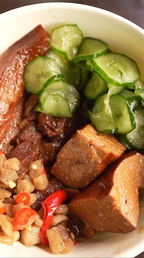 29K views · 335 reactions | BEST Food I've eaten in Taipei, Taiwan (Pork Belly Rice) | The Chui Show | Facebook