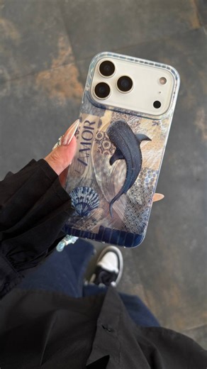 ‎Ghab / case / قاب و اكسسوري‎ on Instagram‎: "قاب براش نهنگ AMORE _______ قاب:۴۳۰/۰۰۰ تومان . اویز:۲۷۰/۰۰۰ تومان _____ چاپ عالی بدون تغییر رنگ طرح ترند و خاص امسال 🐋پوشش کامل و دوررتا دو بسیار نازک و خوش دست Samsung A50 A12 A13 A32 4G A52 A54 A15 A55 A16 A26 A36 A56 A06 A07 A17 S21 FE S23 FE S24 FE S25 FE S23 ULTRA S24 ULTRA S25 ULTRA Mi NOTE 13 4G NOTE 13 PRO 4G NOTE 14 4G NOTE 14 PRO 4G X7 PRO REDMI 14C REDMI 15 REDMI 15c iPhone IP 13 IP 13 PRO IP 13 PROMAX IP 14 PROMAX IP 15 PROMAX IP 16 IP 