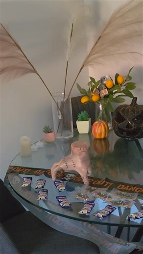 Is it Christmas season yet? Mariah Carey thinks no 🧡❤️ | Sarah Cassandra