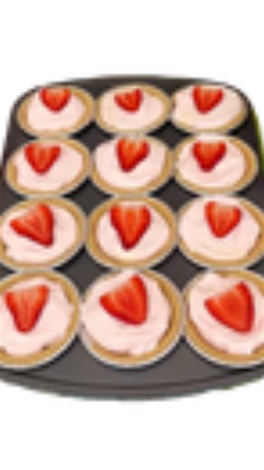 Mini strawberry cheesecake pie recipe