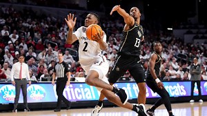 UC's NIT visit to Hofstra Saturday: 'Like Northern Kentucky on steroids'