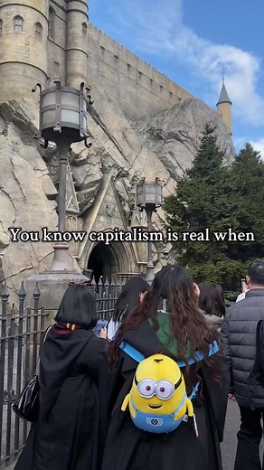 It is worth it though if it’s your first time in USJ and you are going during holiday season #USJ #Japan #Osaka #Holiday #Tips #universalstudiosjapan #fypシ