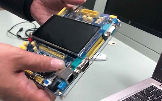 1-0学会使用ST-Link下载程序到STM32开发板上