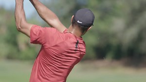 505K views · 1K reactions | Before he became a 4-time Masters Tournament winner, Tiger Woods was a nervous 21-year-old walking up No. 18 in search of his first green jacket in ‘97. The rest is history.  | Bridgestone | Facebook