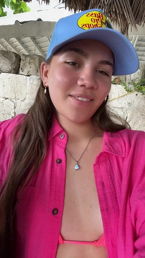 Presley Elise Caribbean Beach Dancehall Video