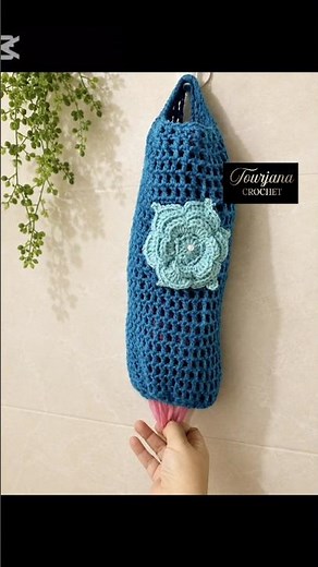 Crochet plastic bag holder and potholders #crochet #handmade #tutorial #beginnercrochet
