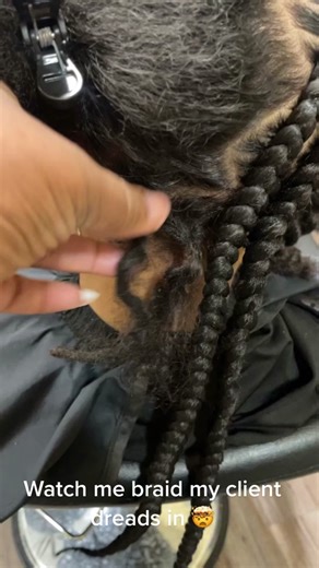 I don’t normal braid dreads but i made an acception for her 😭❤️❤️. #fyp #browardhairstylist #browardbraider #miami #stitchbraidsmiami #howtobraiddreadlocks