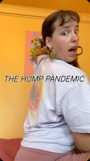 Juju on Instagram: "I’m hump free hahaha I remember when I first realised I had a hump hours of breastfeeding and bad posture and no core strength after having a baby, I was like OH SHIT.. wasn’t sure I was going to get rid of it. Was like a whole hard sack of fluid on the top of my spine. I started seeing it everywhere on people, but after some conscious effort and strengthening I’m so glad it’s gone. Thanks my darling Fele for helping me #Mama #Hump #Posture #Fitness"