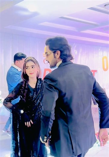 Exploring Modling Techniques with Ayesha Live on TikTok